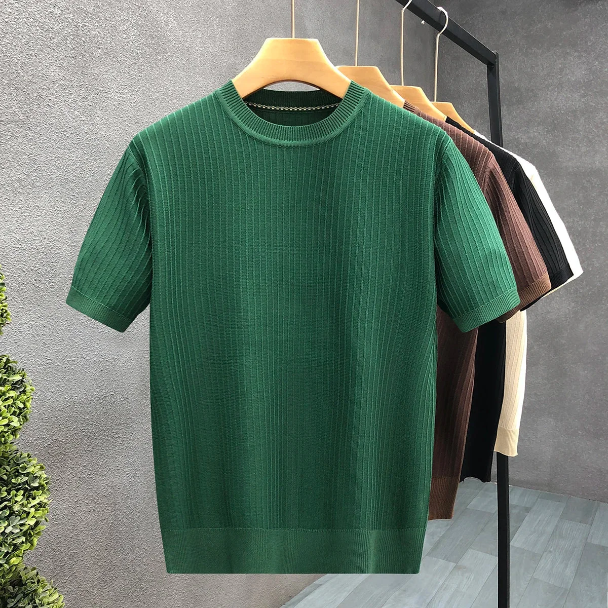 Theo Ribbed Crewneck